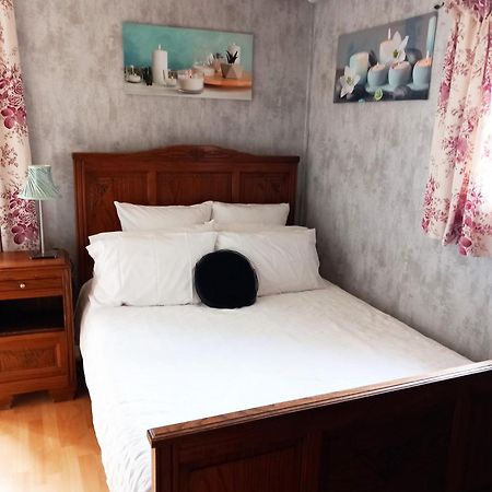 Country B&B Saint-Pierre-d'Eyraud Eksteriør billede