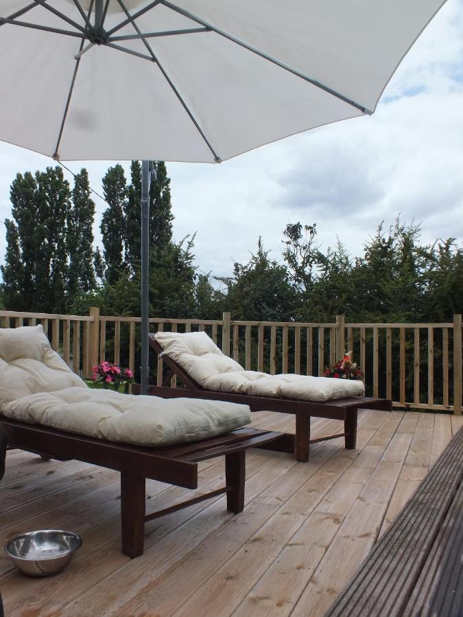 Country B&B Saint-Pierre-d'Eyraud Eksteriør billede