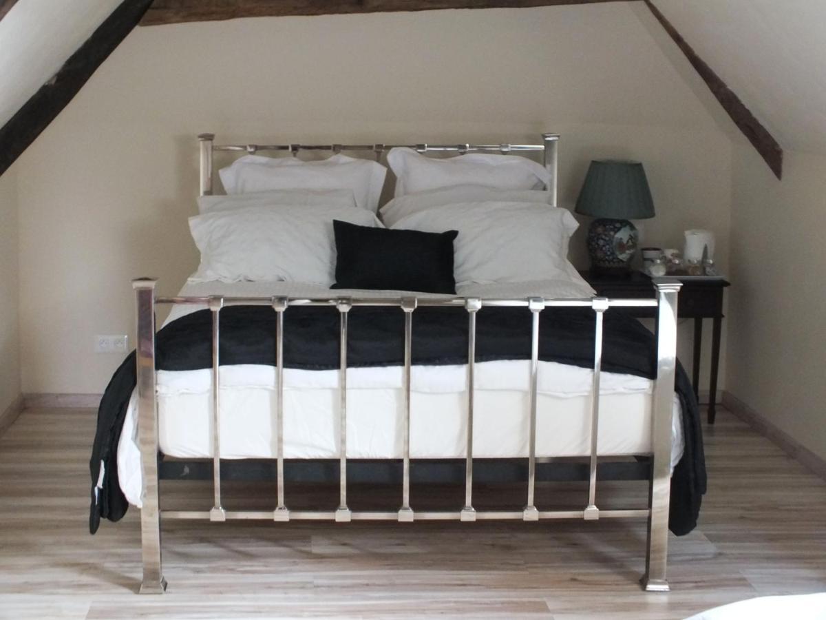 Country B&B Saint-Pierre-d'Eyraud Eksteriør billede