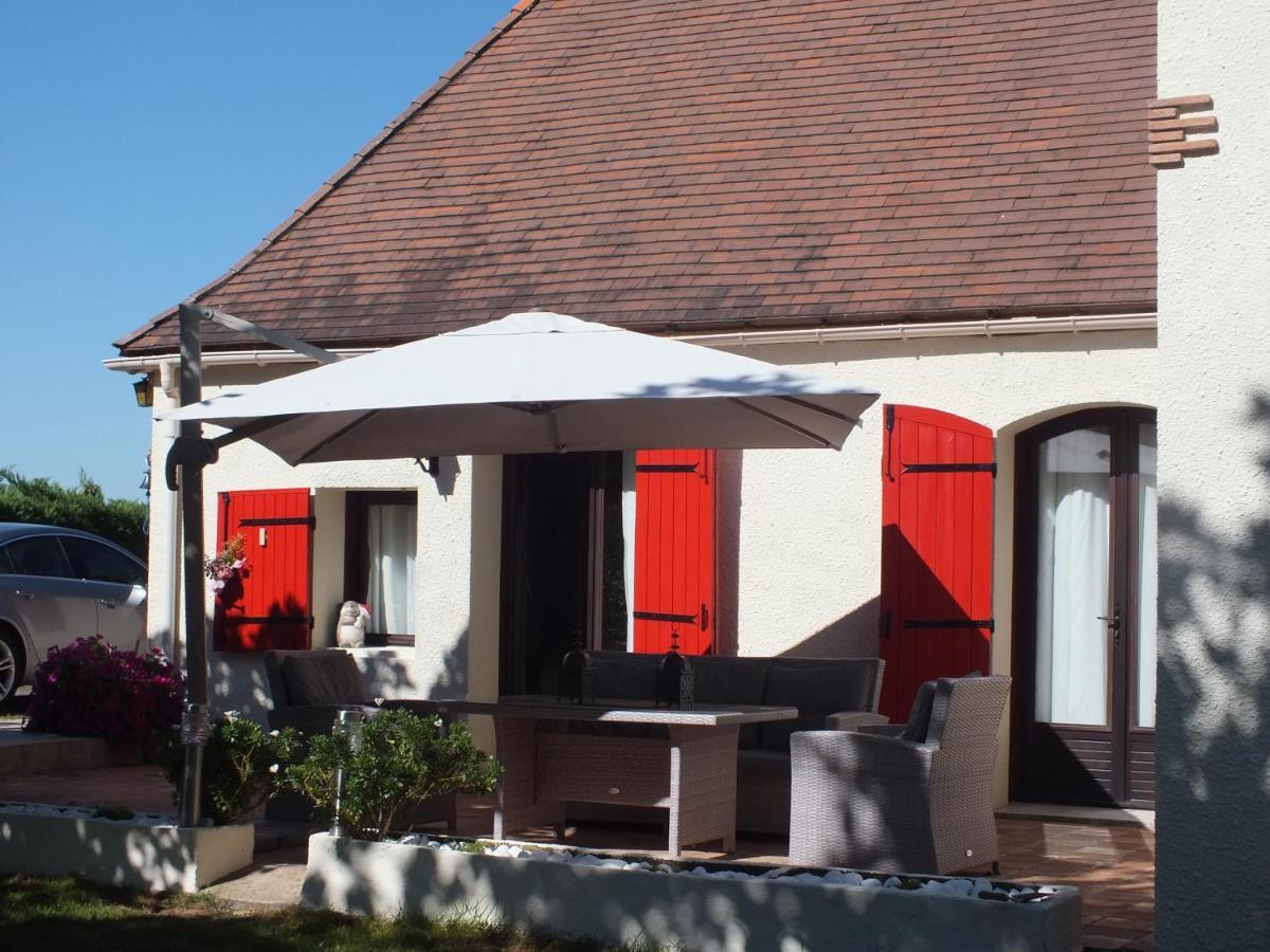 Country B&B Saint-Pierre-d'Eyraud Eksteriør billede
